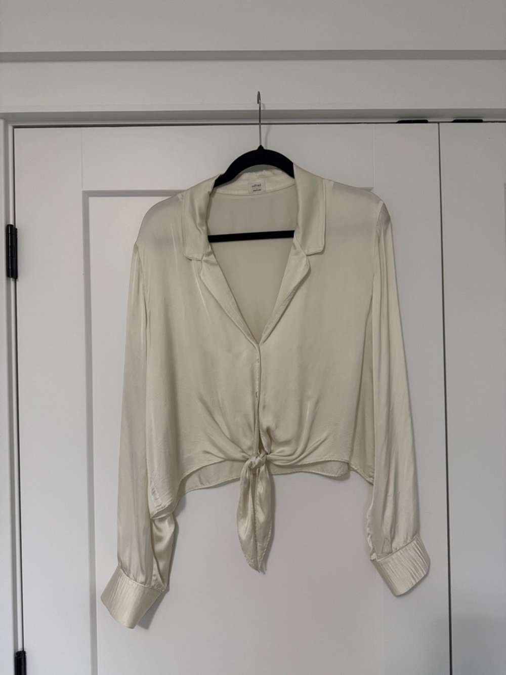 Wilfred Cream Tie-Front Silk Button Down Blouse
